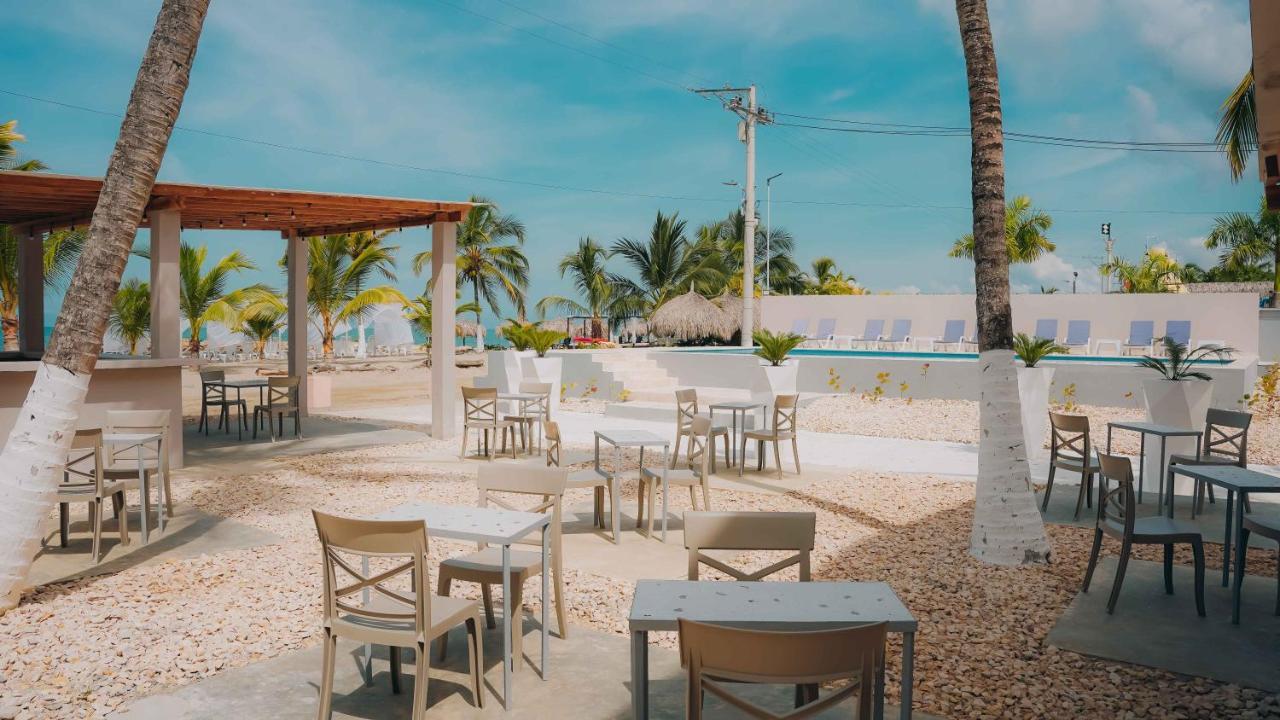Makary Beach Tolu By Bernalo Hotels Exterior photo